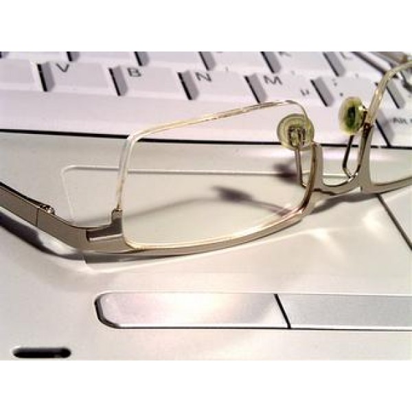 1 Paar Kunststoffgläser incl. Einarbeitung in Teilrandbrille
